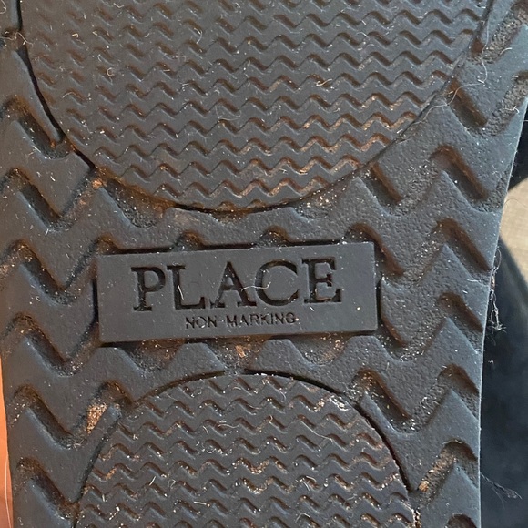 The Children’s Place Black Boots - Picture 6 of 8